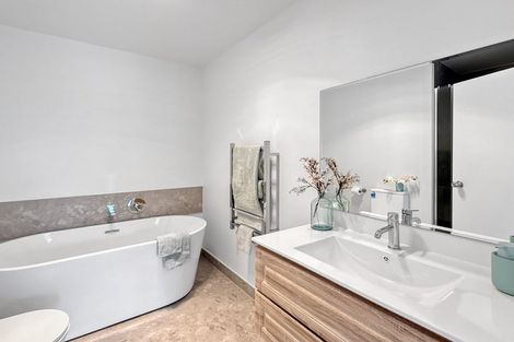 Photo of property in 6a Goodwin Drive, Rosehill, Papakura, 2113