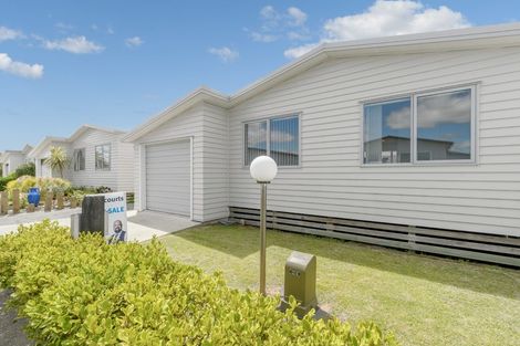 Photo of property in 11 Kamahi Crescent, Papamoa Beach, Papamoa, 3118