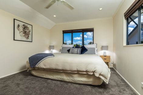 Photo of property in 14a Pounamu Avenue, Greenhithe, Auckland, 0632