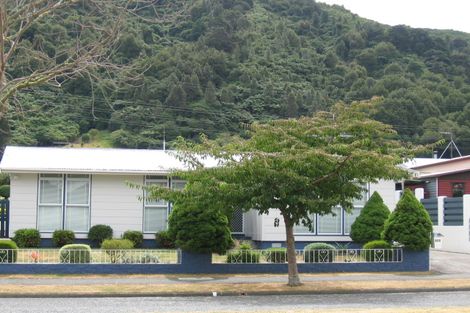 Photo of property in 184 California Drive, Totara Park, Upper Hutt, 5018