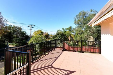 Photo of property in 4 Corbett Avenue, Hillcrest, Hamilton, 3216