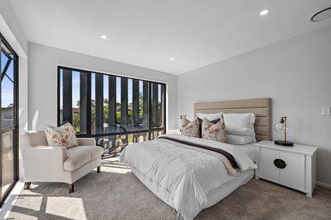 Photo of property in 12a Eric Price Avenue, Takapuna, Auckland, 0620