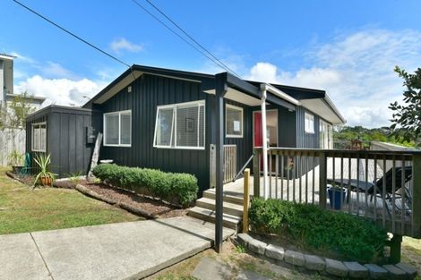Photo of property in 27 Scott Road, Stanmore Bay, Whangaparaoa, 0932