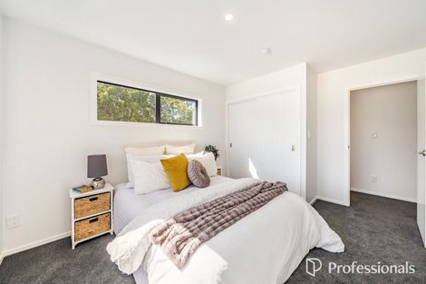 Photo of property in 24b Wainuiomata Road, Wainuiomata, Lower Hutt, 5014