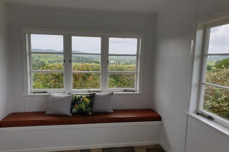 Photo of property in 32 View Street, Maungaturoto, 0520