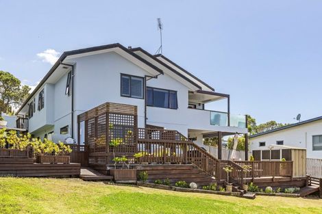 Photo of property in 1169 Whangaparaoa Road, Gulf Harbour, Whangaparaoa, 0930