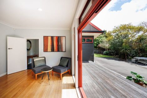 Photo of property in 230 Victoria Avenue, Hokowhitu, Palmerston North, 4410