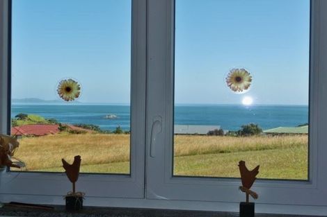 Photo of property in 10 Freyja Crescent, Coopers Beach, 0420