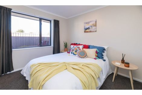 Photo of property in 106 Bassett Street, Burwood, Christchurch, 8083