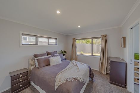 Photo of property in 10 Apatu Place, Waipukurau, 4200