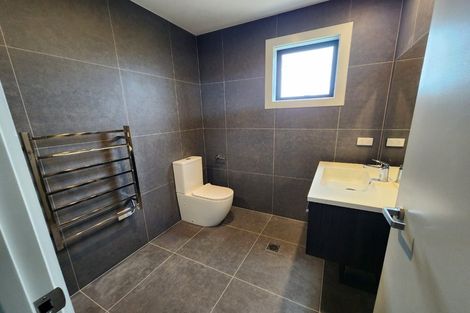 Photo of property in 106 Te Oneroa Way, Long Bay, Auckland, 0630