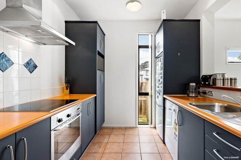 Photo of property in 1/2 Armoy Drive, East Tamaki, Auckland, 2016