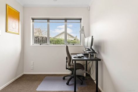 Photo of property in 3 Woolshed Lane, Pukekohe, 2120