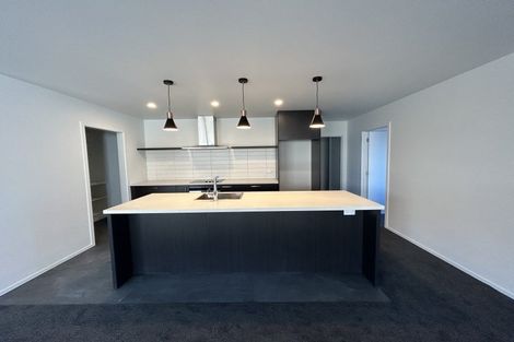 Photo of property in 37 Tomtit Crescent, Lake Hawea, 9382