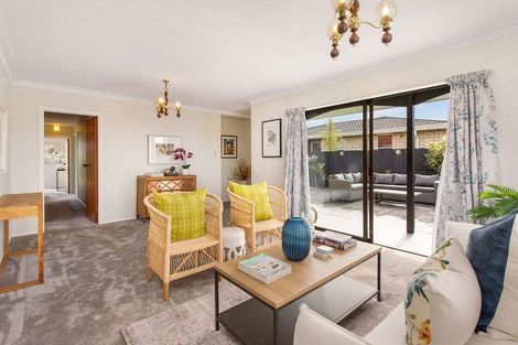 Photo of property in 11 Rolfe Place, Bishopdale, Christchurch, 8053