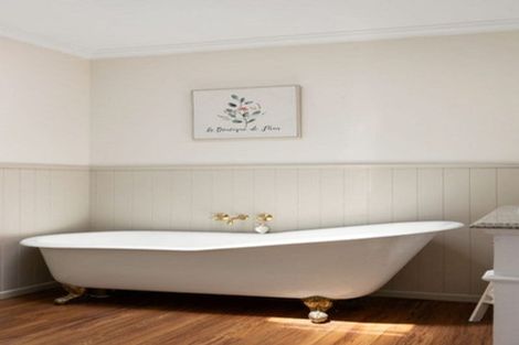 Photo of property in 46 Maclean Street, Cambridge, 3434