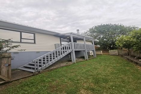 Photo of property in 9 Kupari Place, Totara Vale, Auckland, 0629