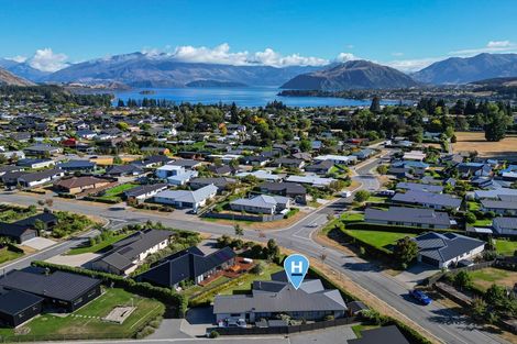 Photo of property in 5 Nancy Lane, Wanaka, 9305