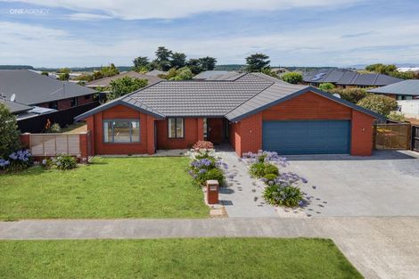 Photo of property in 64 Allison Crescent, Kaiapoi, 7630