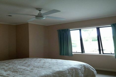 Photo of property in 79 Manor Park, Sunnyhills, Auckland, 2010