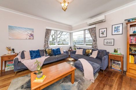 Photo of property in 10 Liverpool Street, Takaro, Palmerston North, 4412