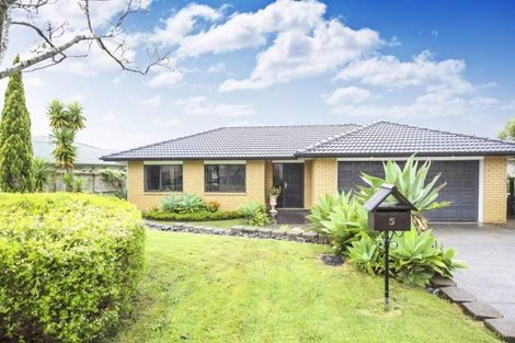 Photo of property in 5 Jadewynn Drive, Massey, Auckland, 0614