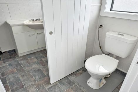 Photo of property in 12 Hart Street, Foxton Beach, Foxton, 4815