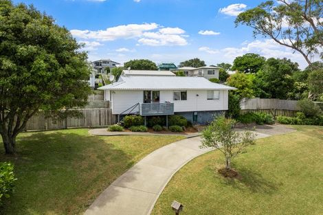 Photo of property in 10a Walbrook Road, Manly, Whangaparaoa, 0930