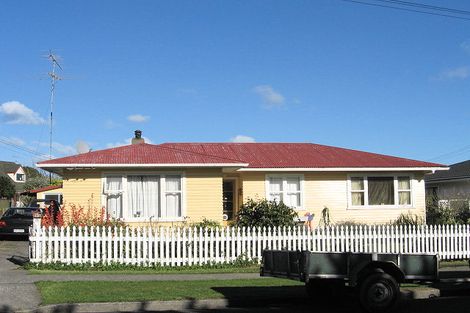 Photo of property in 13 Waitohu Valley Road, Otaki, 5512