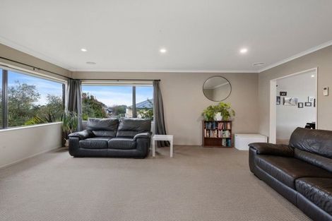 Photo of property in 1 Botanical Heights Drive, Waipahihi, Taupo, 3330