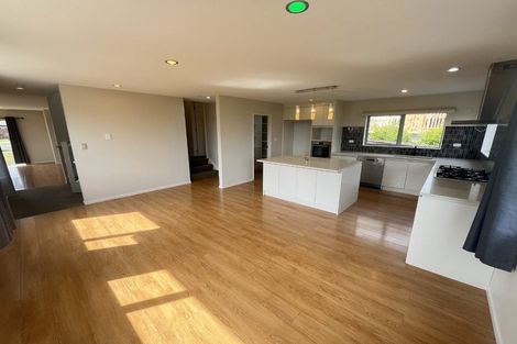 Photo of property in 65 Kirikiri Drive, Papakura, 2110