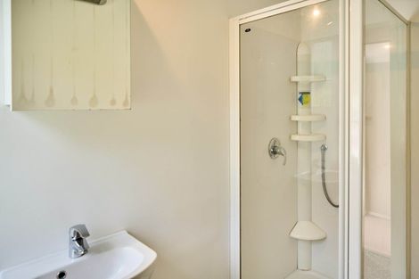 Photo of property in 13 Miro Street, Eastbourne, Lower Hutt, 5013