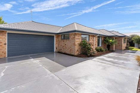 Photo of property in 18 Mollymawk Place, Woolston, Christchurch, 8023