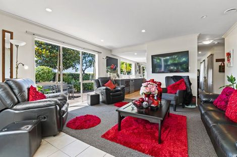 Photo of property in 46 Millennial Way, Orewa, 0931