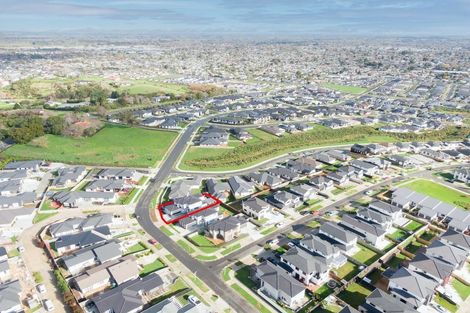 Photo of property in 76 Twin Parks Rise, Papakura, 2110