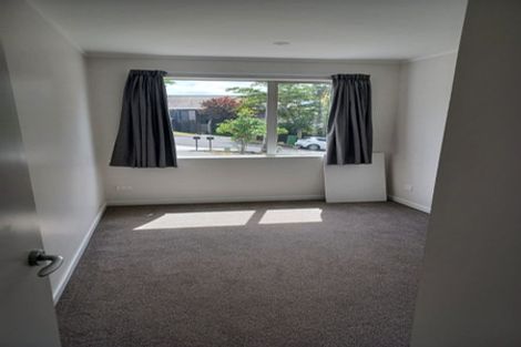 Photo of property in 3a Lesa Annis Place, Henderson, Auckland, 0612