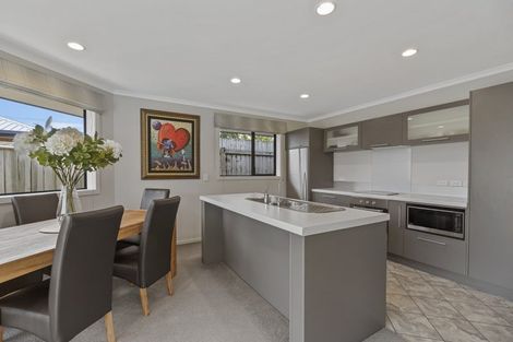 Photo of property in 9a Wilton Street, Westown, New Plymouth, 4310