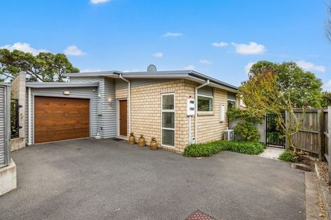 Photo of property in 5/43 Main Road, Redcliffs, Christchurch, 8081