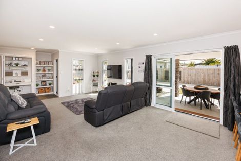 Photo of property in 15b Chamberlain Street, Feilding, 4702