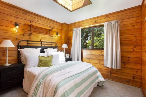 Photo of property in 6 Parklands Avenue, Swanson, Auckland, 0614