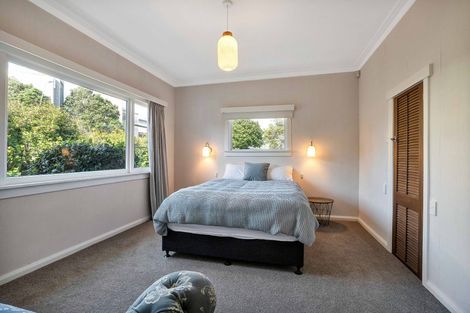 Photo of property in 33 Rogan Street, New Plymouth, 4310
