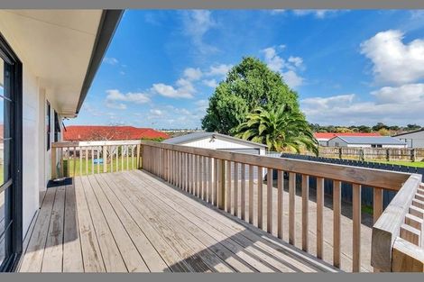 Photo of property in 5 Zurich Place, Weymouth, Auckland, 2103
