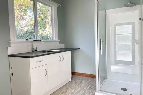 Photo of property in 18 Camellia Avenue, Bell Block, New Plymouth, 4312