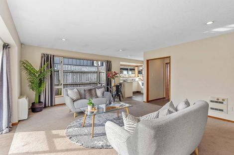 Photo of property in 35 Winton Street, St Albans, Christchurch, 8014