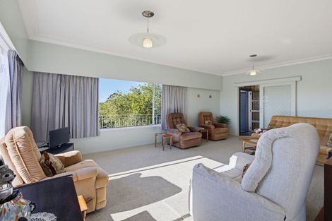 Photo of property in 5 Conifer Lane, Mangere Bridge, Auckland, 2022
