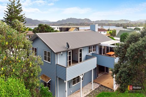 Photo of property in 19 Wakanoi Place, Bowentown, Waihi Beach, 3177