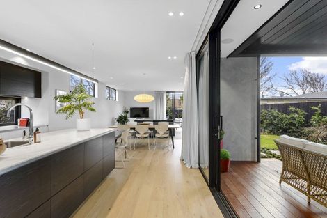 Photo of property in 3a Ngahere Street, Fendalton, Christchurch, 8041