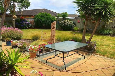 Photo of property in 174 Wattle Farm Road, Wattle Downs, Auckland, 2103