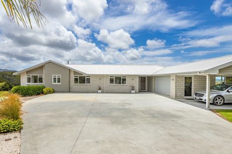 Photo of property in 33 Rua Road, Mangawhai, 0573