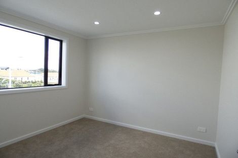 Photo of property in 9 Frances Bryers Road, Hobsonville, Auckland, 0616